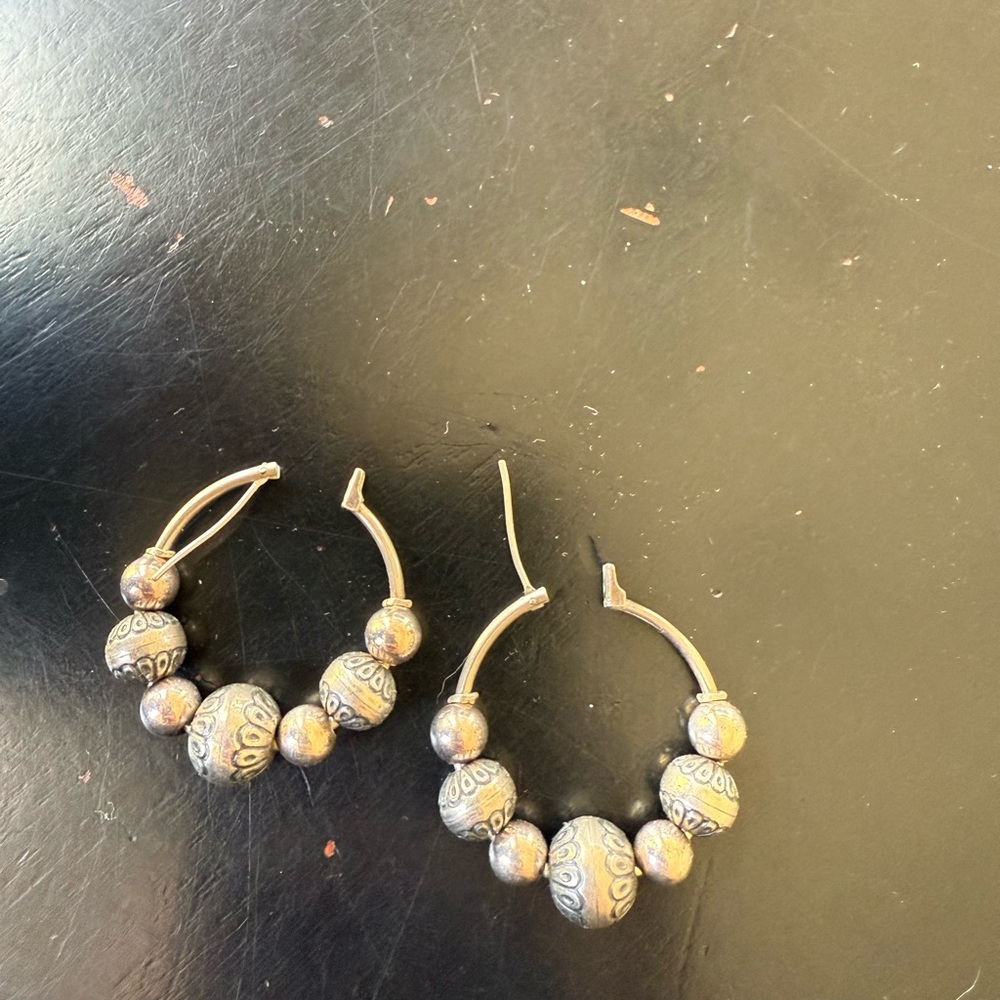 Elegant Gold Hoop Earrings